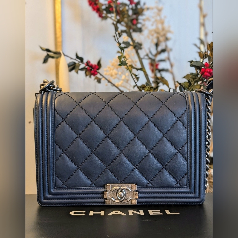 Chanel Le Stitch Boy bag In‎ navy blue